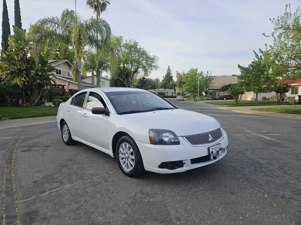 2012 Mitsubishi Galant 9th Gen - Image 2 of 11