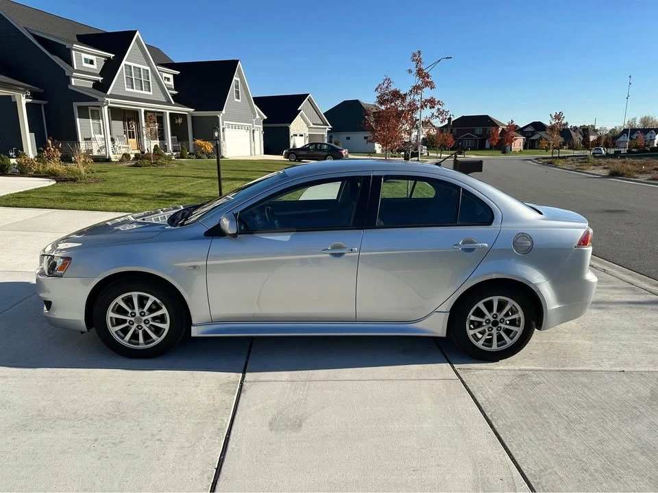 2012 Mitsubishi Lancer 8th Gen - Image 2 of 9
