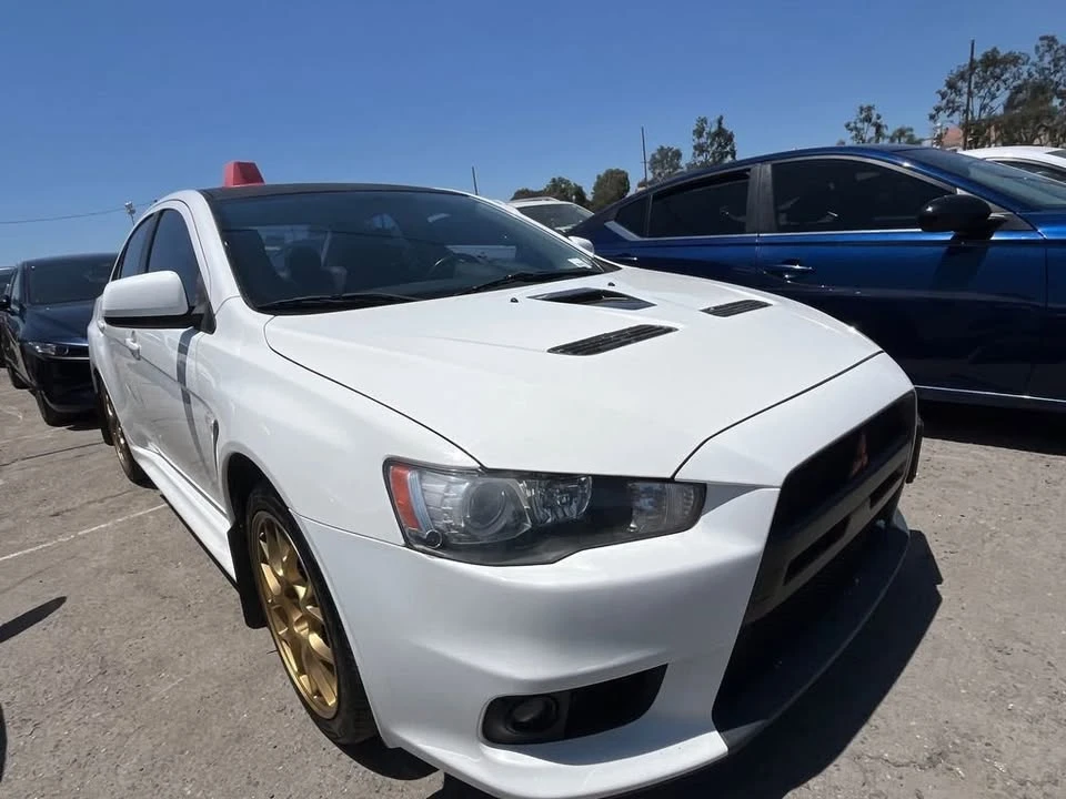 2012 Mitsubishi Lancer - Image 2 of 3