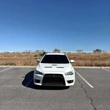 2012 Mitsubishi Lancer Evolution MR