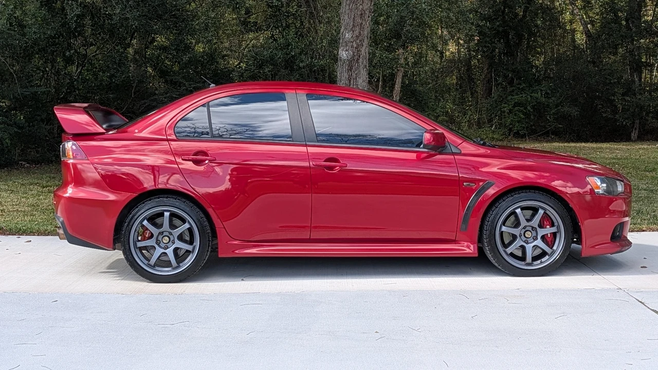 2012 Mitsubishi Lancer Evolution X 9th Gen - Image 16 of 31