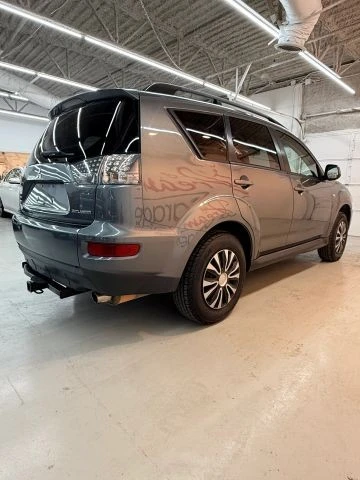 2012 Mitsubishi Outlander - Image 11 of 21