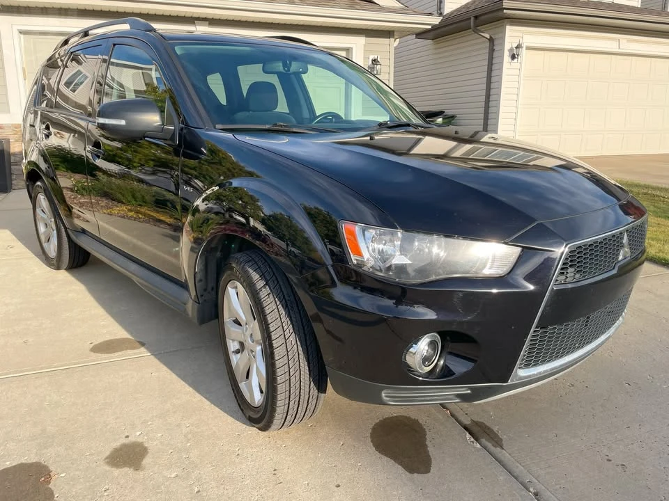 2012 Mitsubishi Outlander - Image 7 of 18
