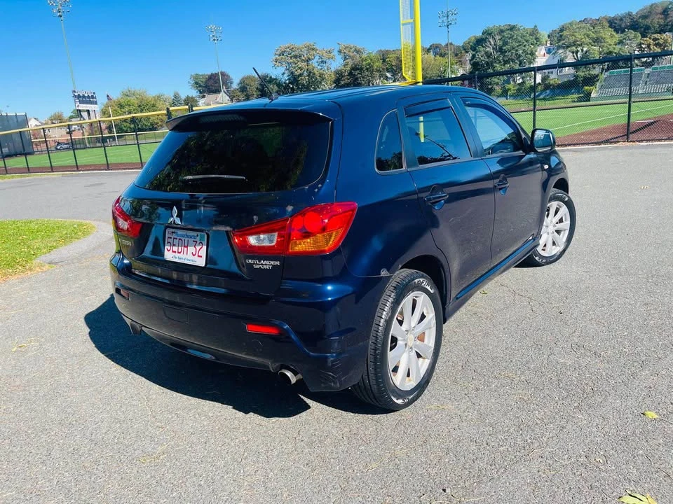 2012 Mitsubishi Outlander - Image 4 of 14