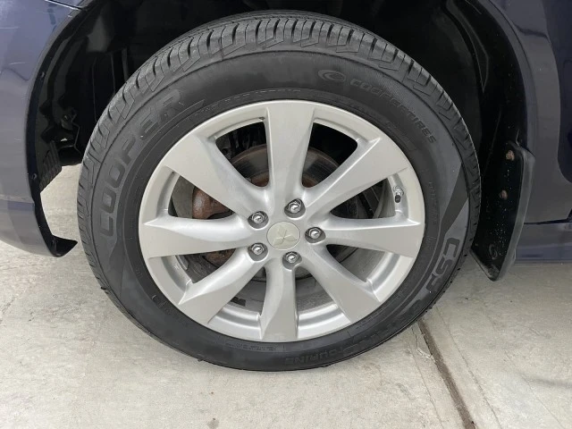 2012 Mitsubishi Outlander - Image 21 of 21