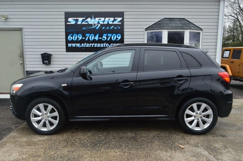 2012 Mitsubishi Outlander - Image 2 of 12