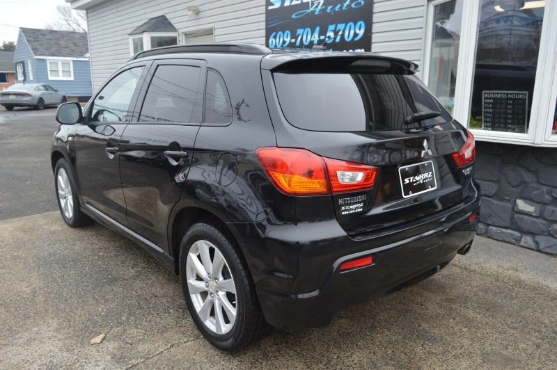 2012 Mitsubishi Outlander - Image 3 of 12