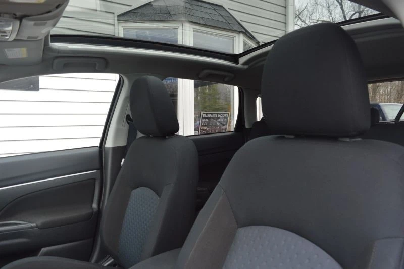 2012 Mitsubishi Outlander - Image 12 of 12