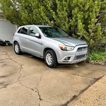 2012 Mitsubishi RVR