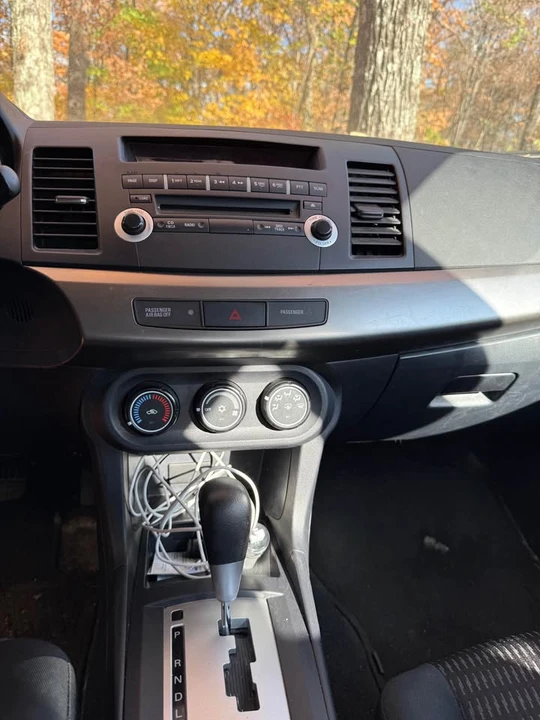 2012 Mitsubishi Lancer 10th Gen - Image 4 of 8