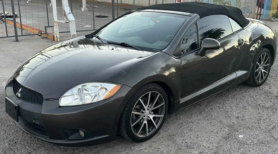 2012 Mitsubishi Eclipse 4th Gen - Image 4 of 6