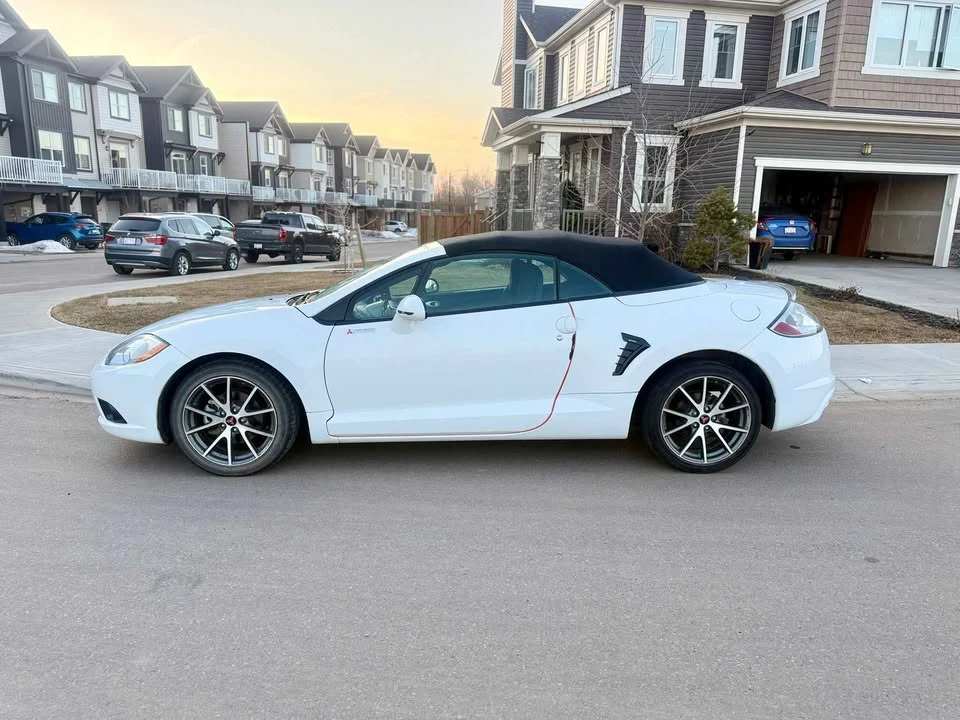 2012 Mitsubishi Eclipse 4th Gen - Image 2 of 10