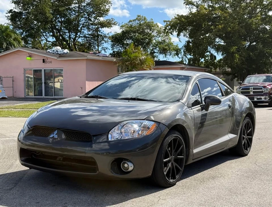 2012 Mitsubishi Eclipse 4th Gen - Image 4 of 11