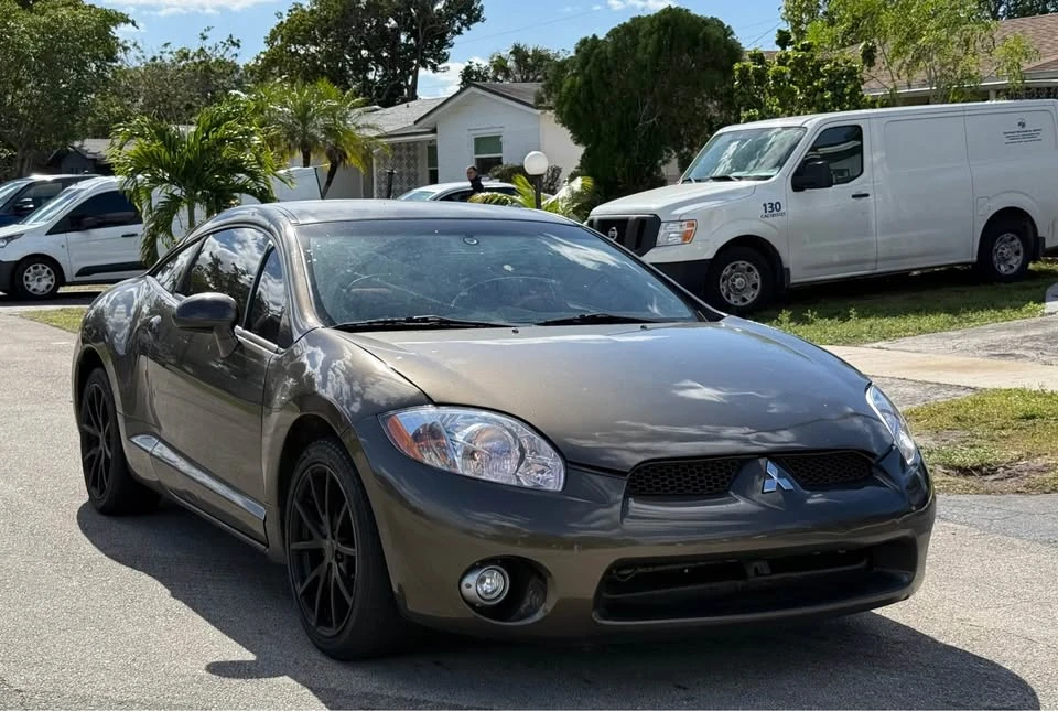2012 Mitsubishi Eclipse 4th Gen - Image 2 of 11