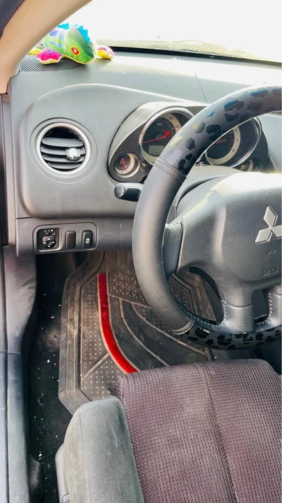 2012 Mitsubishi Eclipse 4th Gen - Image 5 of 11