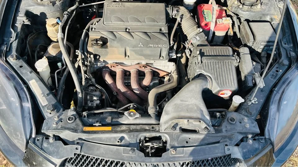 2012 Mitsubishi Eclipse 4th Gen - Image 9 of 11