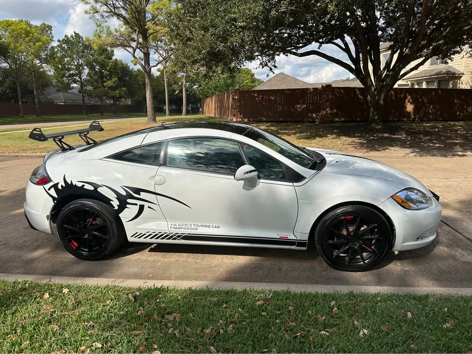 2012 Mitsubishi Eclipse 4th Gen - Image 4 of 11