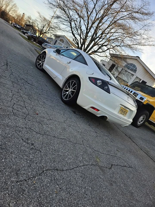 2012 Mitsubishi Eclipse 4th Gen - Image 2 of 5