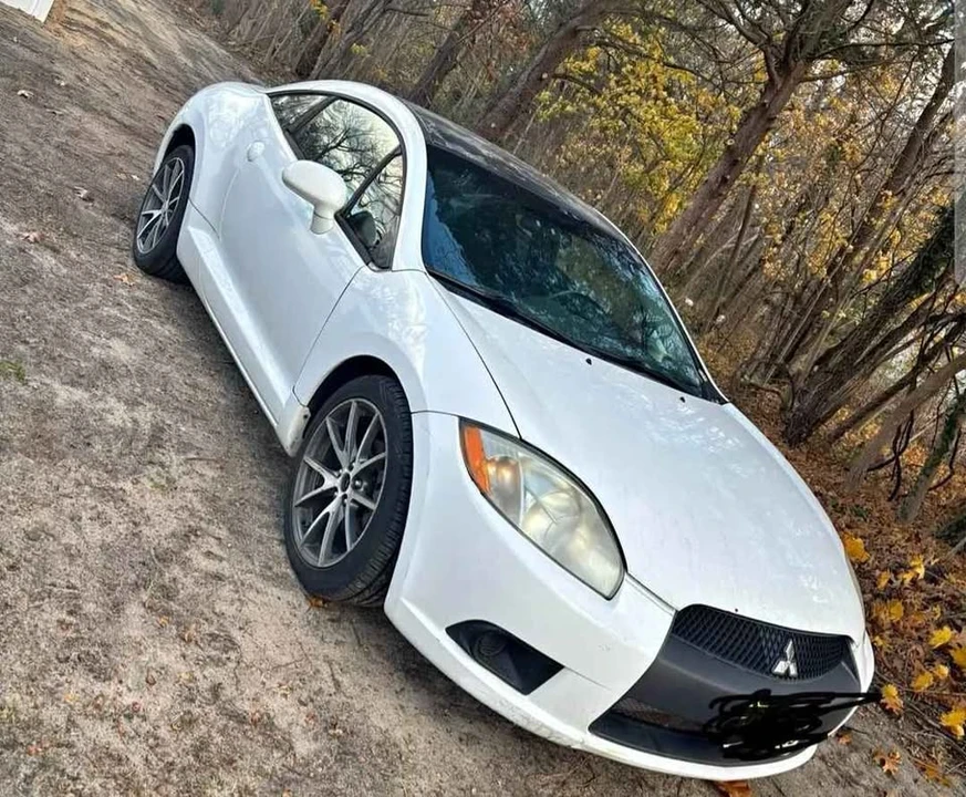 2012 Mitsubishi Eclipse 4th Gen - Image 5 of 5