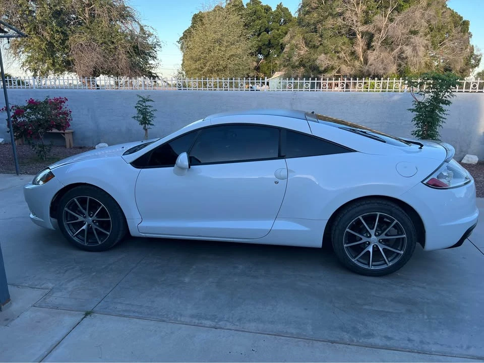 2012 Mitsubishi Eclipse 4th Gen - Image 2 of 10
