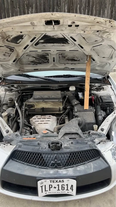 2012 Mitsubishi Eclipse 4th Gen - Image 5 of 10