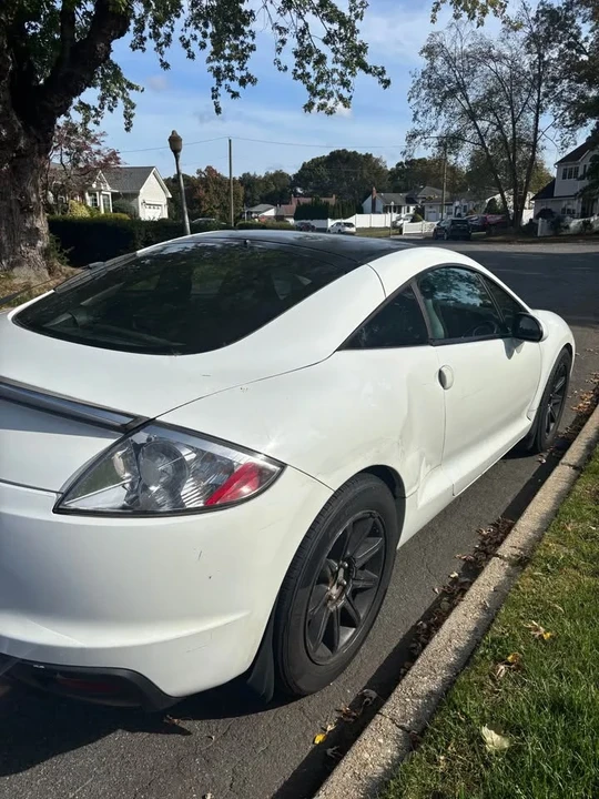 2012 Mitsubishi Eclipse 4th Gen - Image 3 of 7