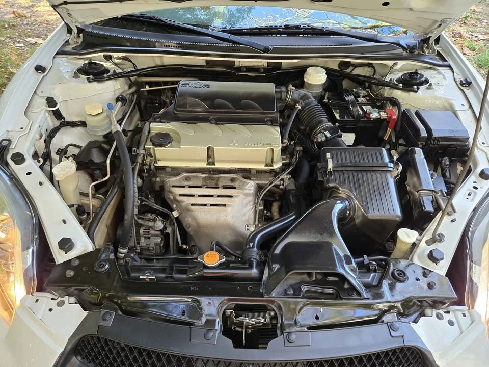 2012 Mitsubishi Eclipse 4th Gen - Image 8 of 10