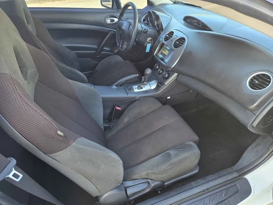 2012 Mitsubishi Eclipse 4th Gen - Image 5 of 10
