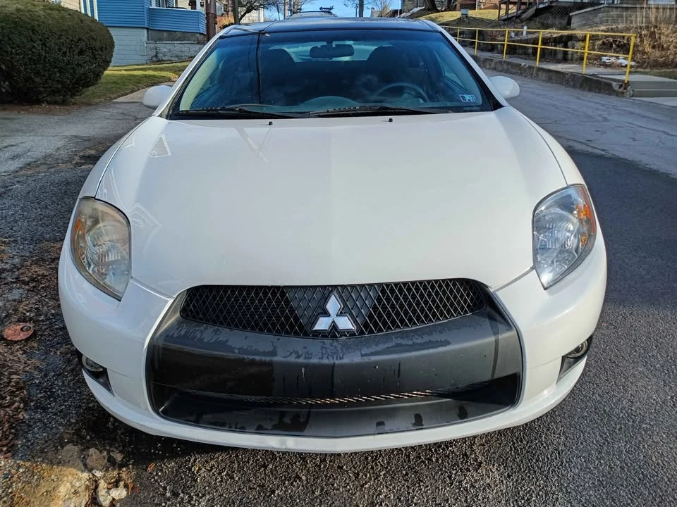 2012 Mitsubishi Eclipse 4th Gen - Image 2 of 10