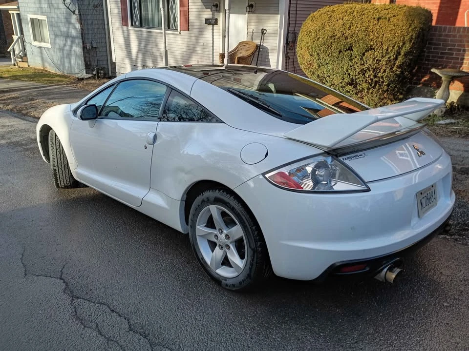 2012 Mitsubishi Eclipse 4th Gen - Image 5 of 10
