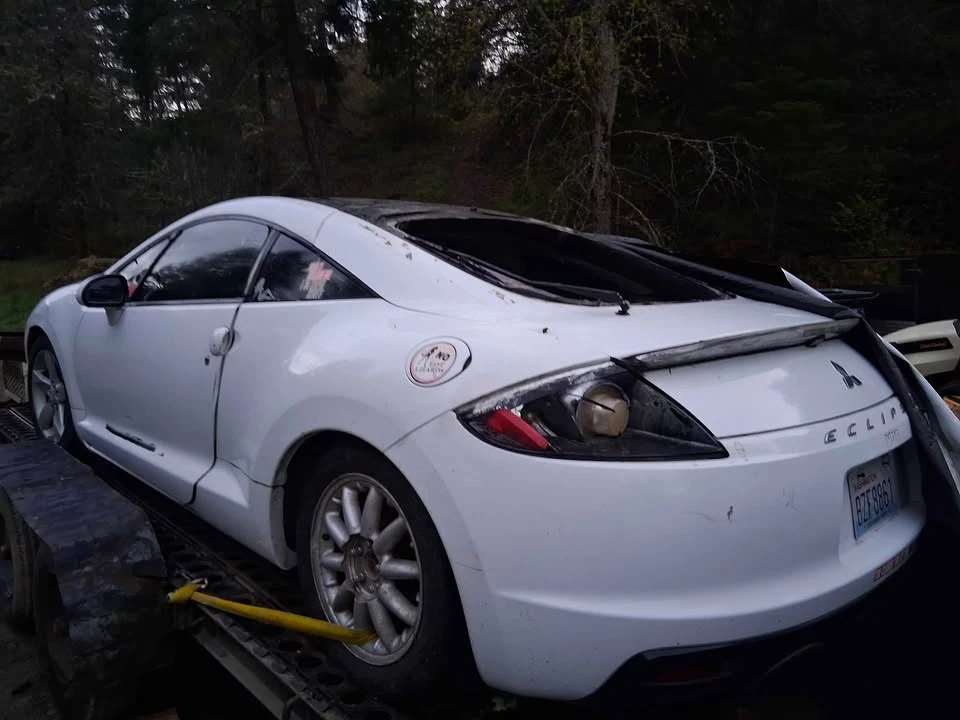 2012 Mitsubishi Eclipse 4th Gen - Image 3 of 4
