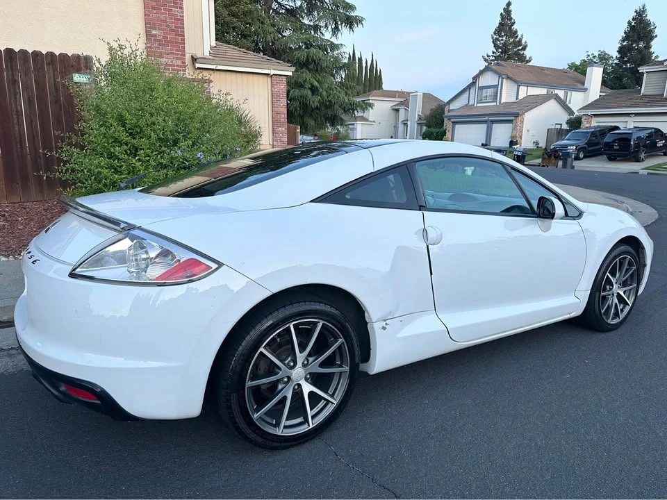 2012 Mitsubishi Eclipse 4th Gen - Image 6 of 9