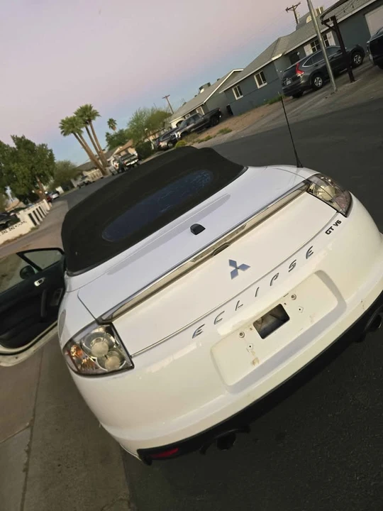 2012 Mitsubishi Eclipse 4th Gen - Image 4 of 11