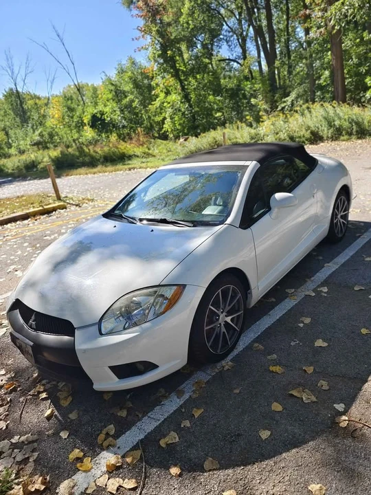 2012 Mitsubishi Eclipse 4th Gen - Image 11 of 17