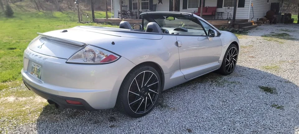 2012 Mitsubishi Eclipse 4th Gen - Image 3 of 8