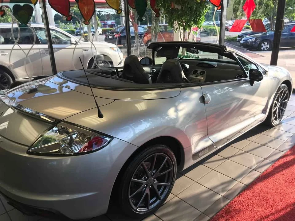 2012 Mitsubishi Eclipse 4th Gen - Image 4 of 4
