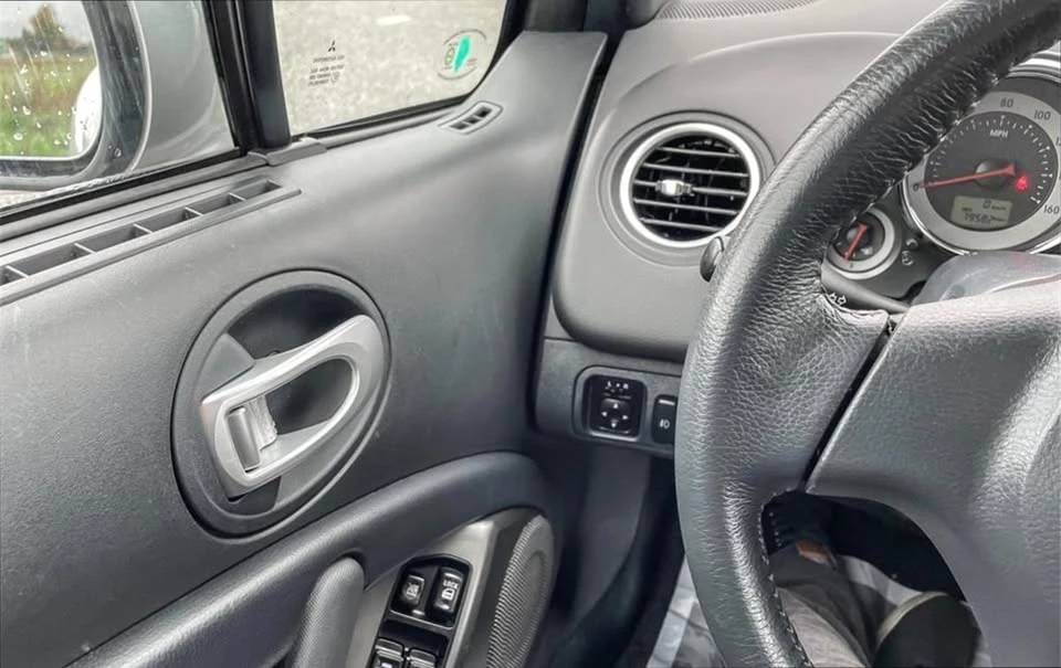 2012 Mitsubishi Eclipse 4th Gen - Image 15 of 18