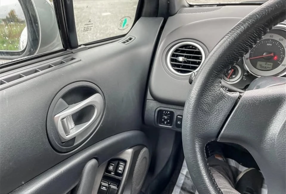 2012 Mitsubishi Eclipse 4th Gen - Image 17 of 20
