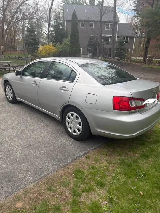 2012 Mitsubishi Galant 9th Gen - Image 2 of 10