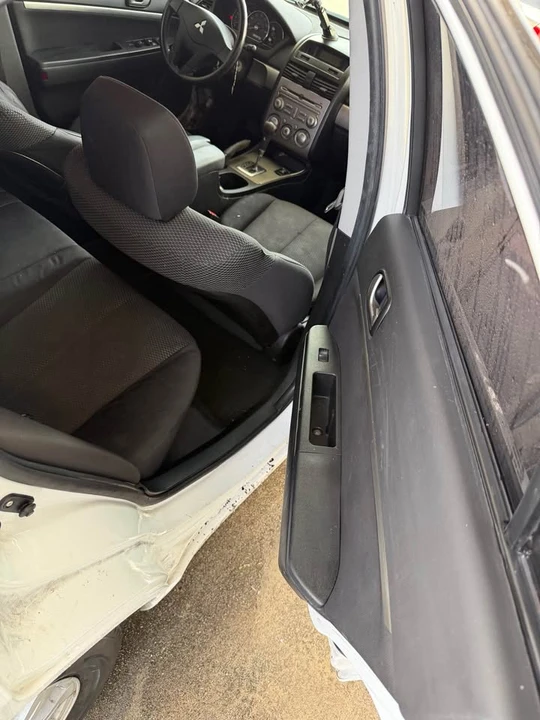 2012 Mitsubishi Galant 9th Gen - Image 11 of 12