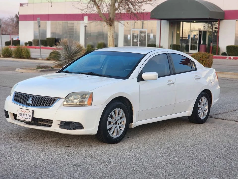 2012 Mitsubishi Galant 9th Gen - Image 2 of 9