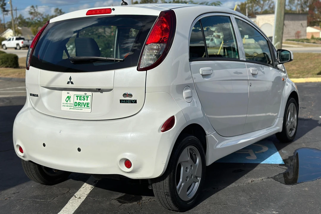 2012 Mitsubishi i-MiEV - Image 4 of 30