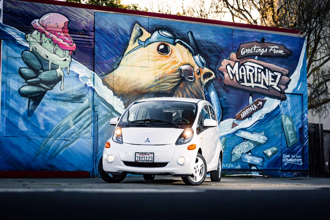 2012 Mitsubishi i-MiEV - Image 7 of 31