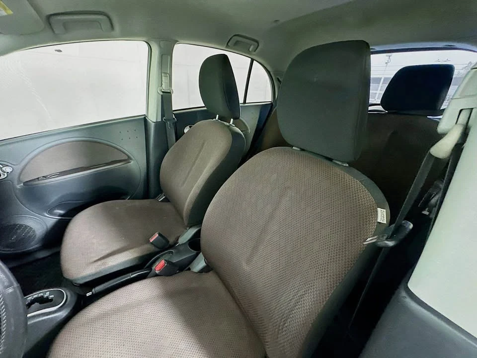 2012 Mitsubishi i-MiEV - Image 11 of 18