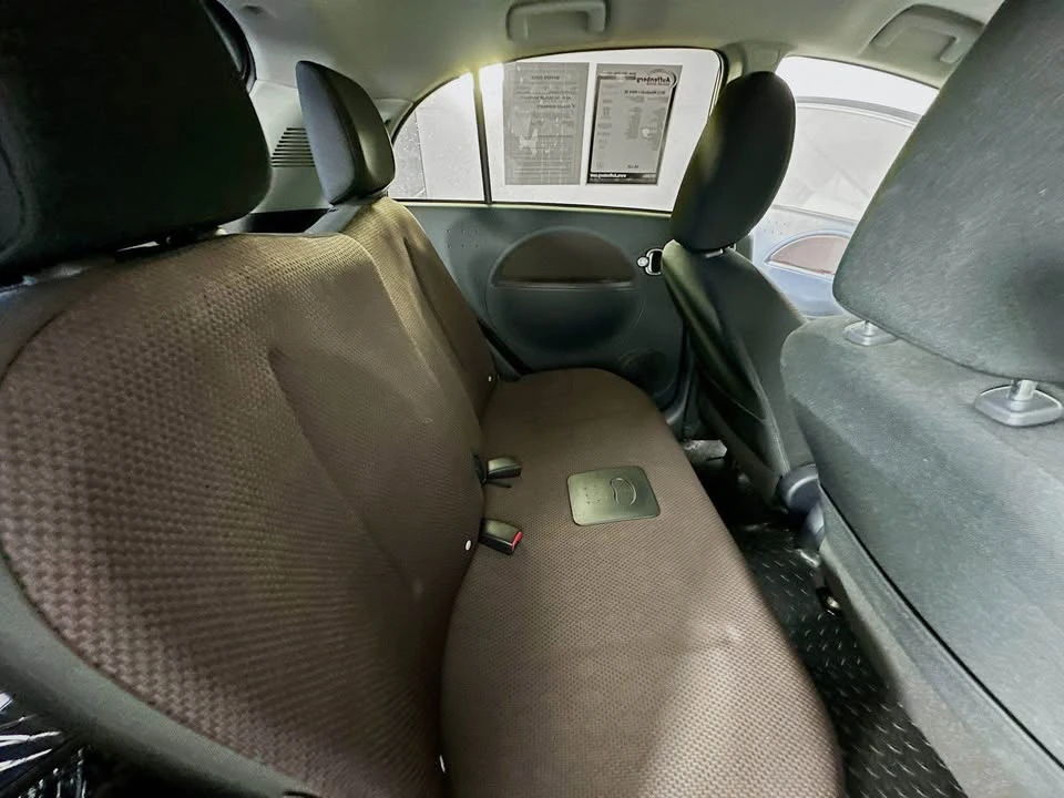 2012 Mitsubishi i-MiEV - Image 14 of 18