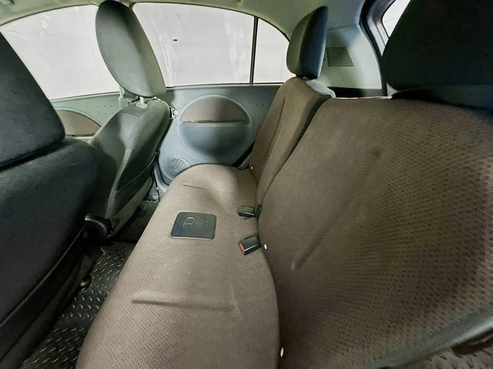 2012 Mitsubishi i-MiEV - Image 12 of 18