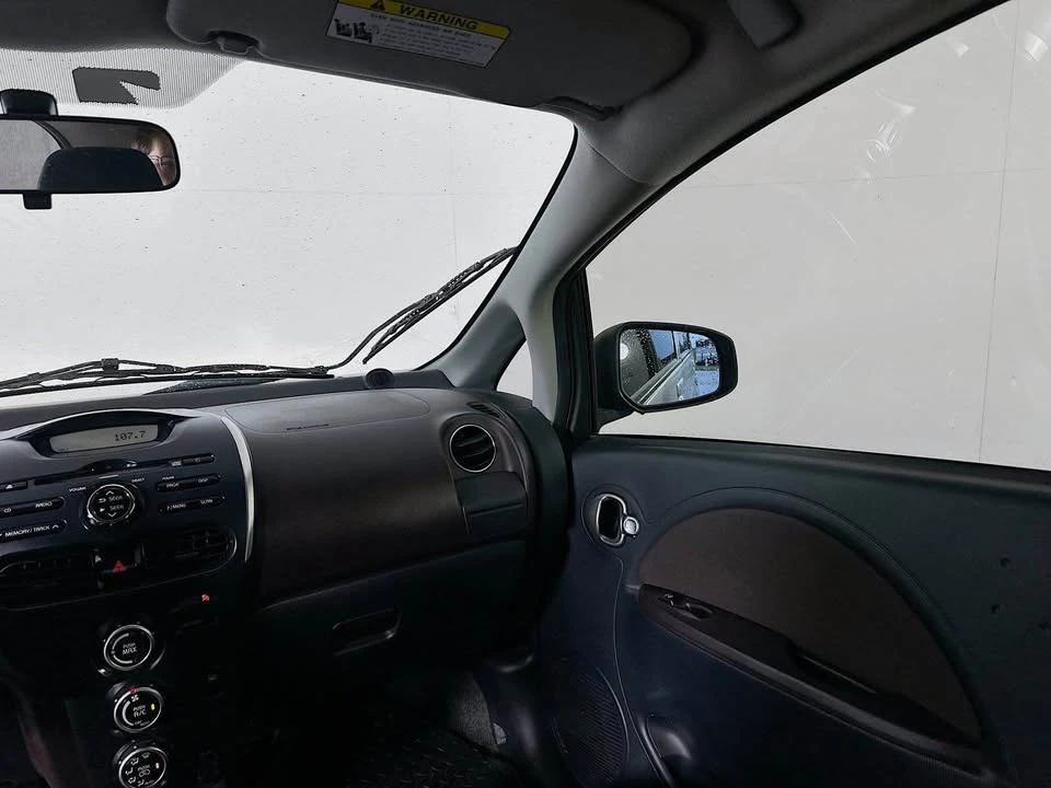 2012 Mitsubishi i-MiEV - Image 16 of 18