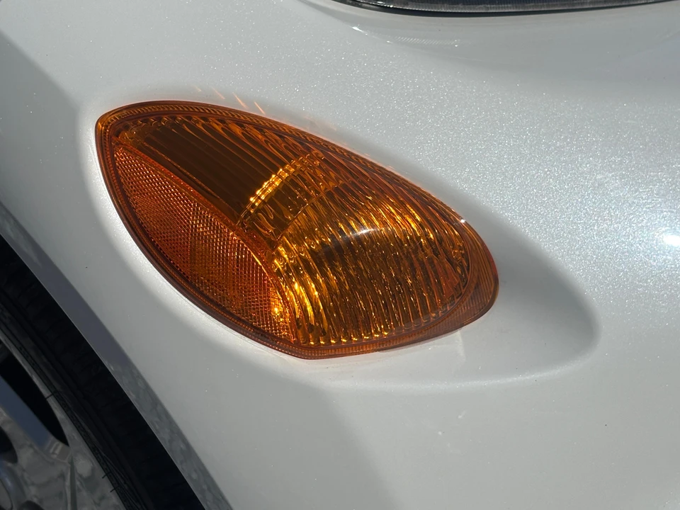 2012 Mitsubishi i-MiEV - Image 7 of 7