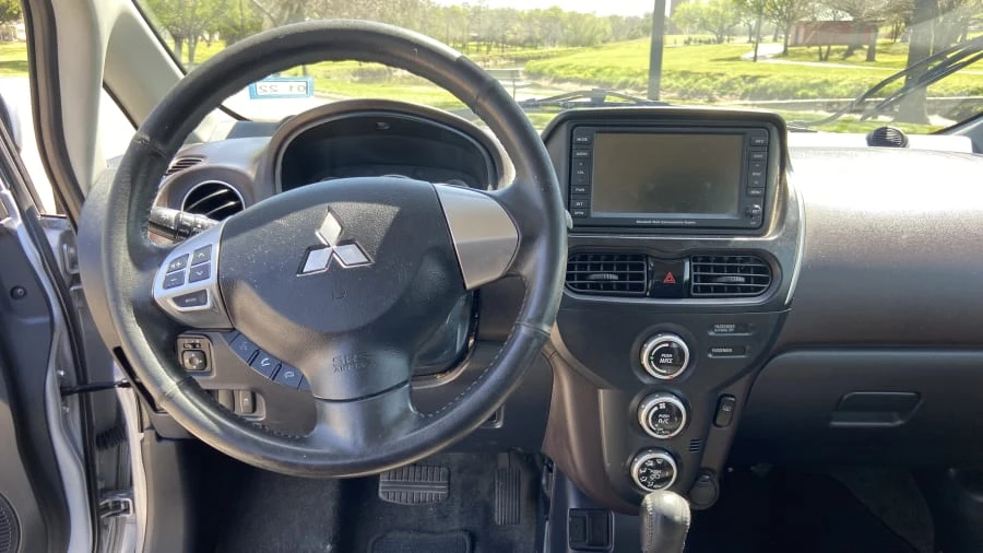 2012 Mitsubishi i-MiEV - Image 4 of 15