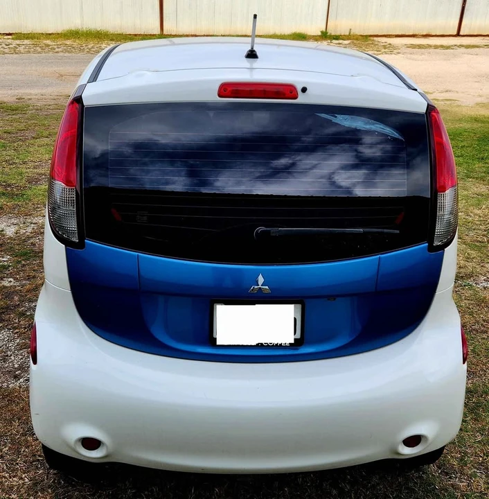 2012 Mitsubishi i-MiEV - Image 4 of 14